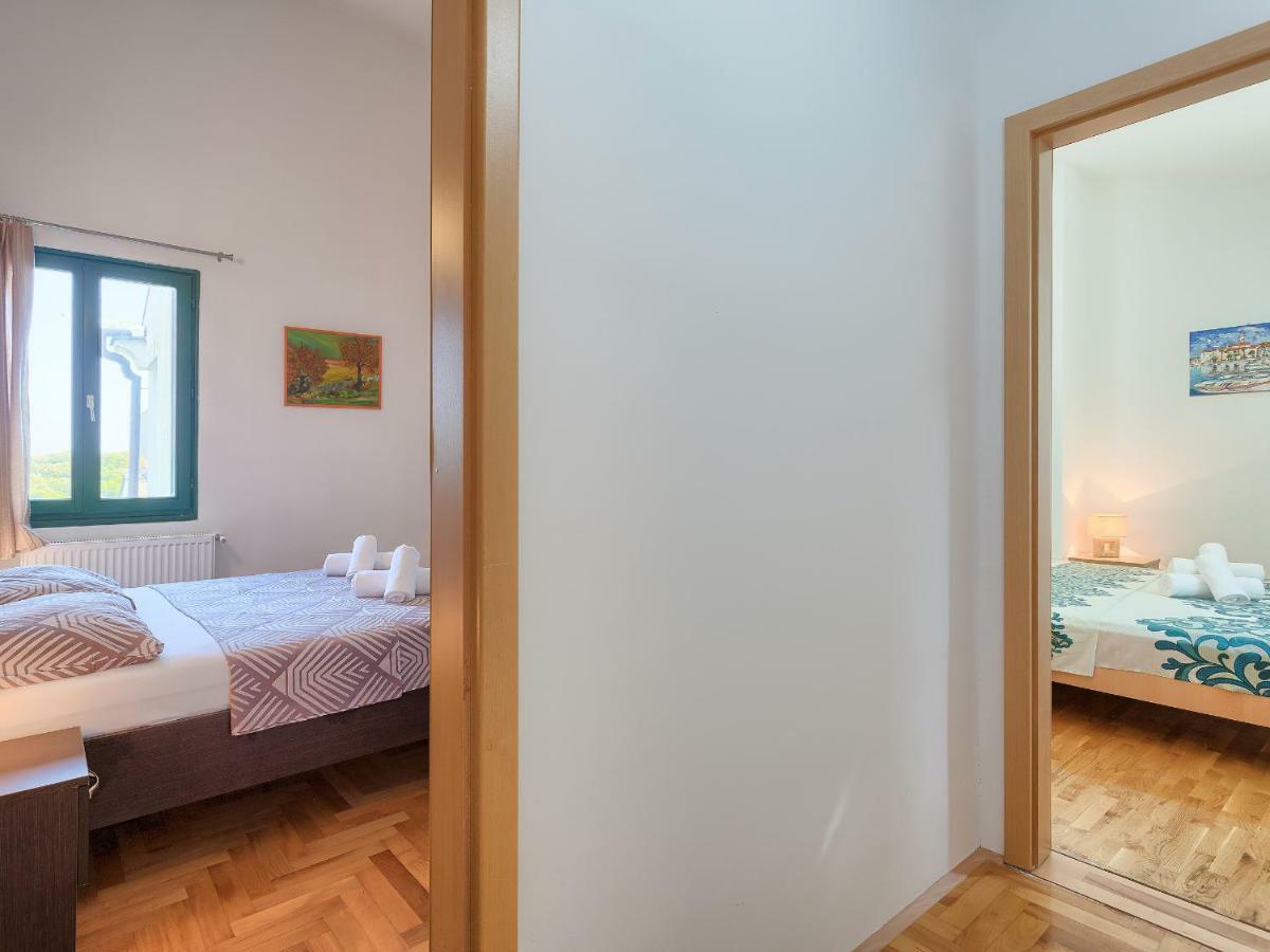 Garden Apartment Пиешчана Увала Екстериор снимка